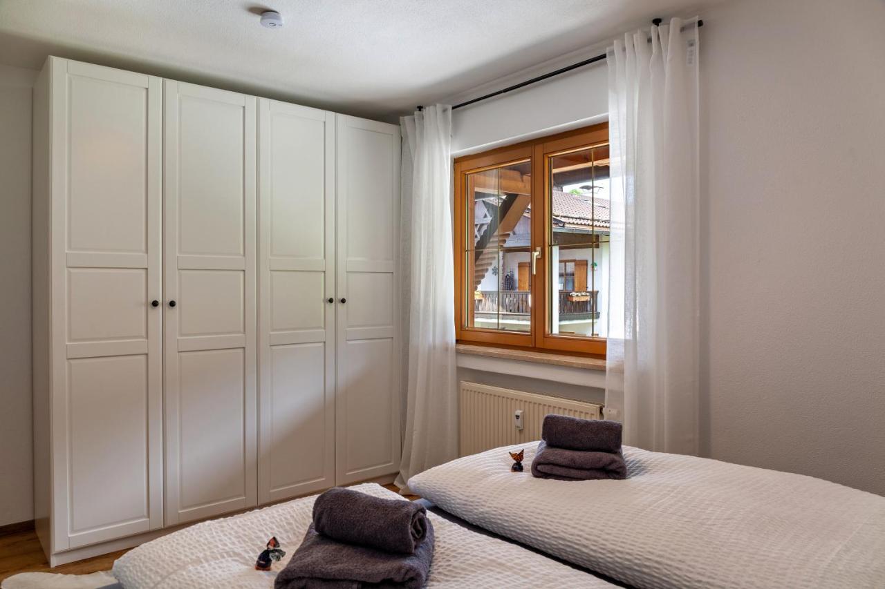 Alpblick Apartment Alpspitze การ์มิช-พาร์เทนเคียร์เชน ภายนอก รูปภาพ