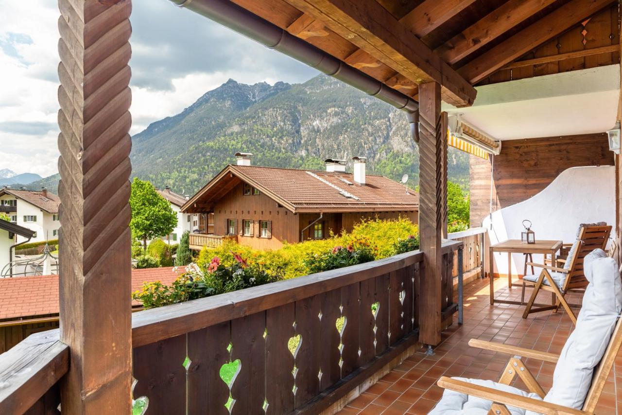 Alpblick Apartment Alpspitze การ์มิช-พาร์เทนเคียร์เชน ภายนอก รูปภาพ